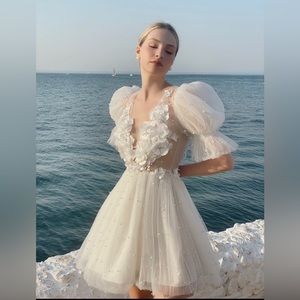 Mini Wedding Dress - Puff Sleeves
